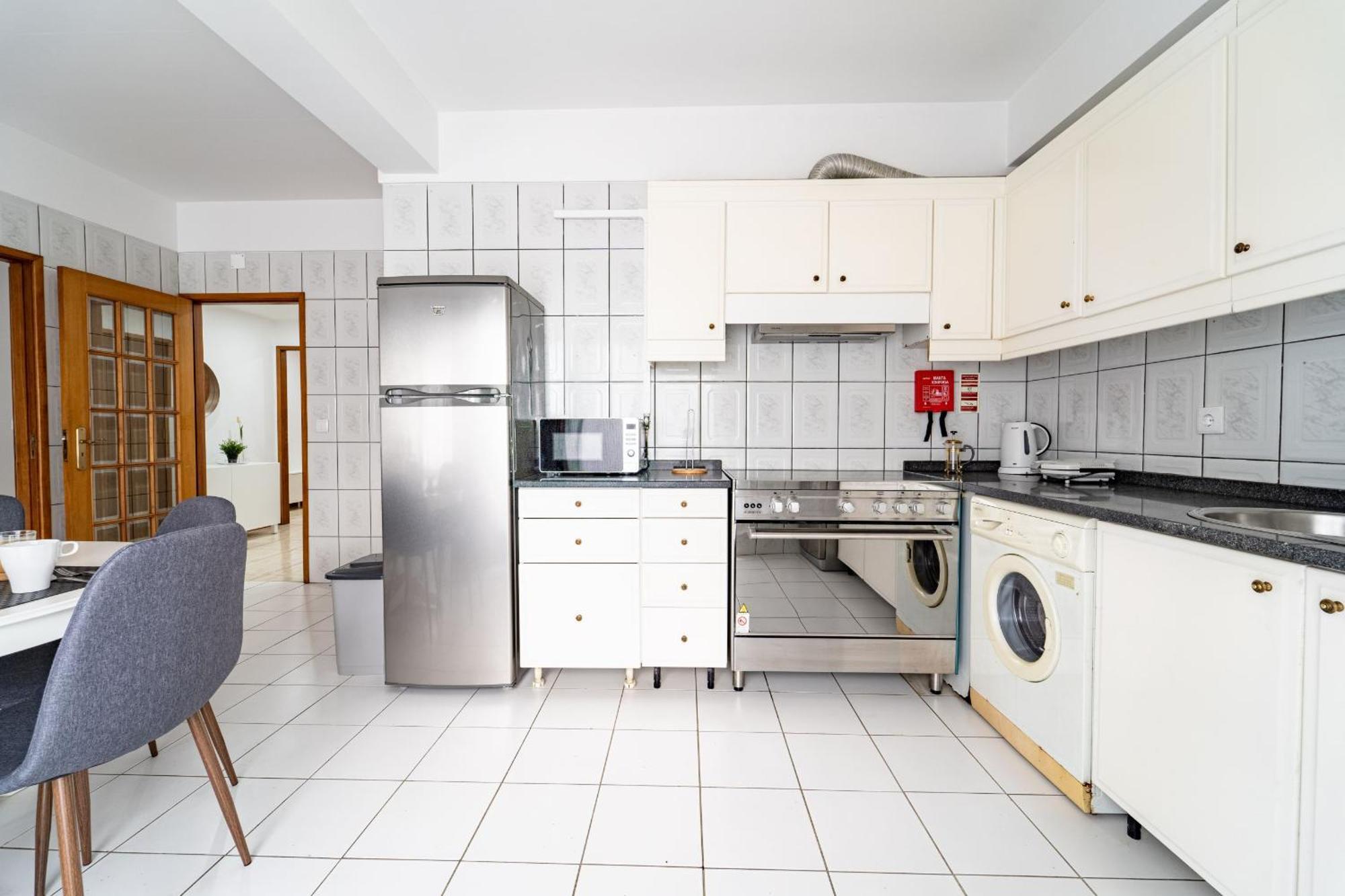 Flat Armada II - Apartamento T5 Junto Ao Bragaparque Экстерьер фото