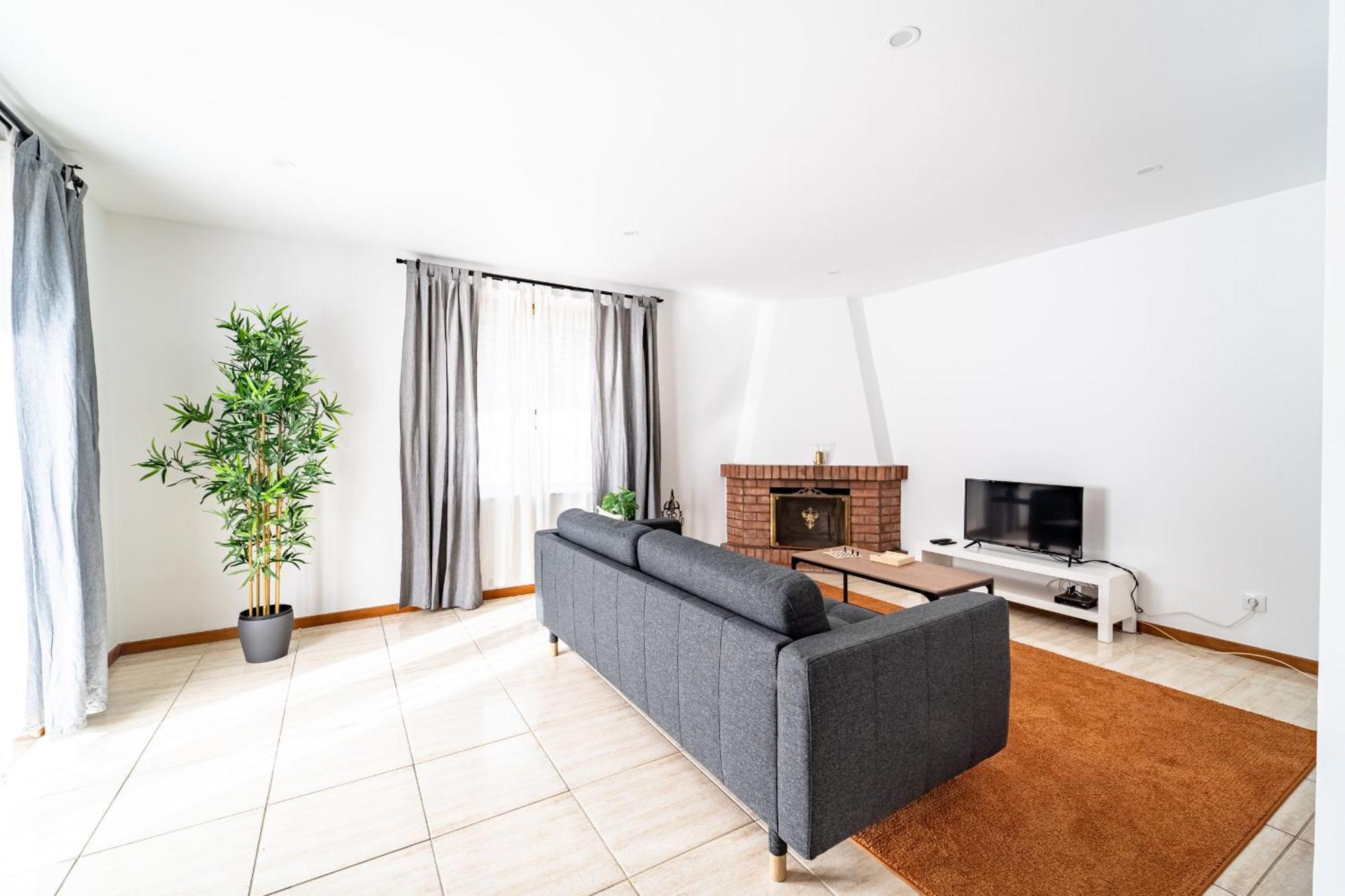 Flat Armada II - Apartamento T5 Junto Ao Bragaparque Экстерьер фото